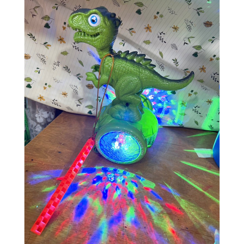 Đồ chơi lồng đèn Trung thu khủng Long di chuyển trên xe nhạc đèn