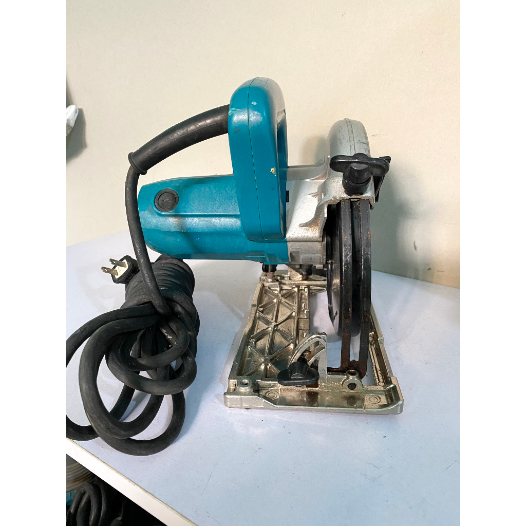 Máy cắt gỗ Makita lưỡi 165mm hàng Nhật