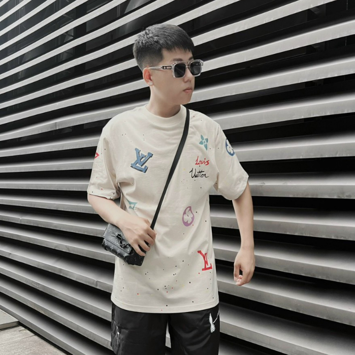 Áo Phông Louis Loang In Hình Siêu Nét Hàng độ hoàn thiện cao