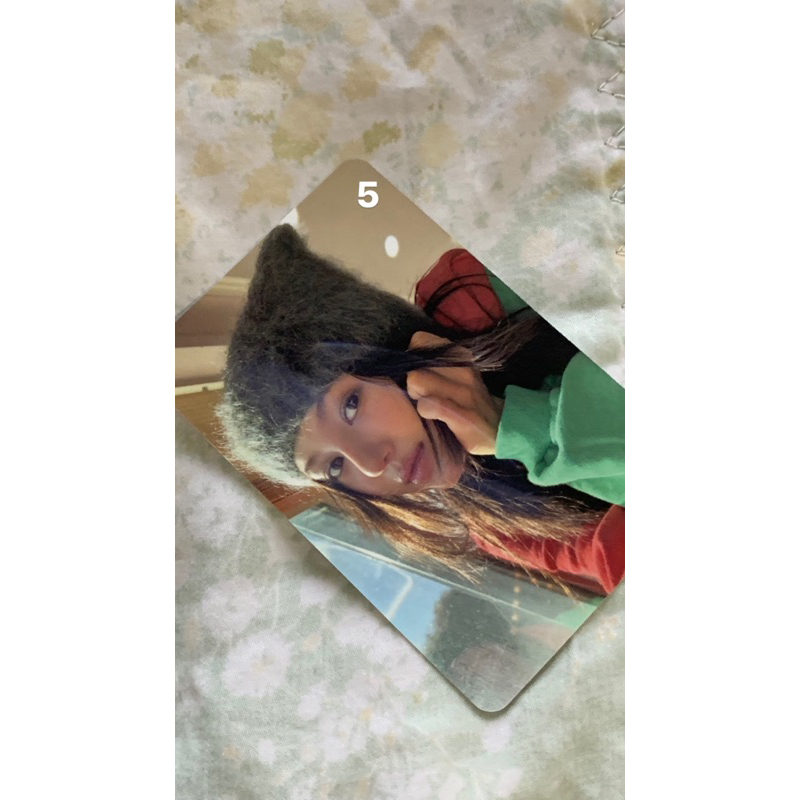 Card NEWJEANS  OMG, weverse