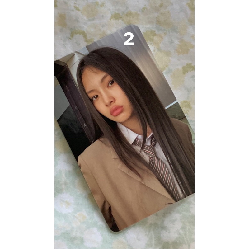 Card NEWJEANS  OMG, weverse