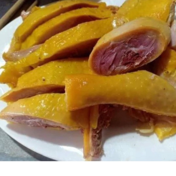 Gà ủ muối hoa tiêu