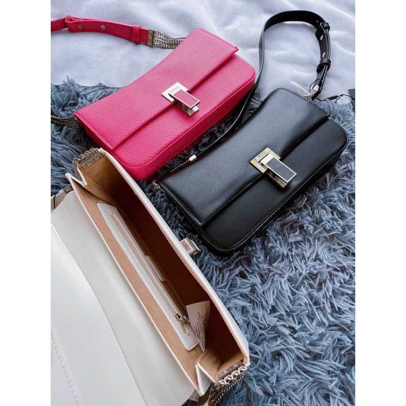 Túi pdro da trơn dây đeo chéo xích phối da