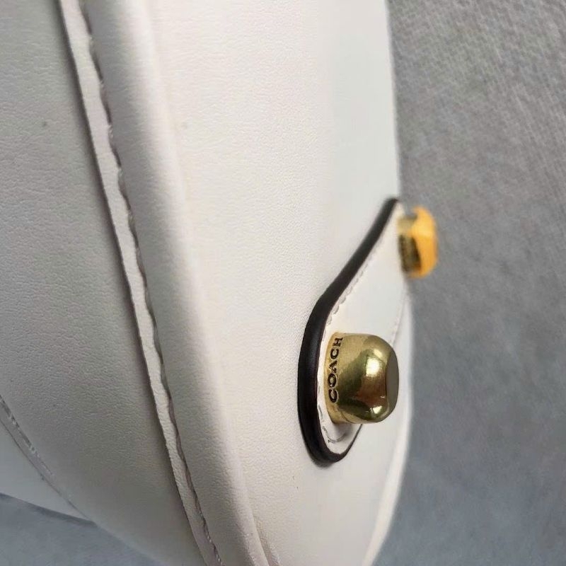 Túi C0ach dáng hến da thật sang xịn