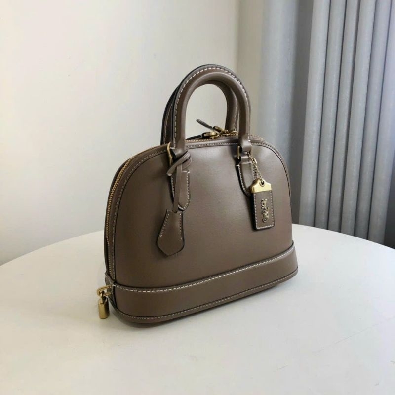 Túi C0ach dáng hến da thật sang xịn