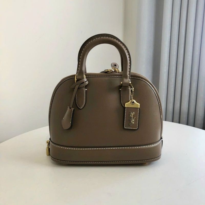 Túi C0ach dáng hến da thật sang xịn