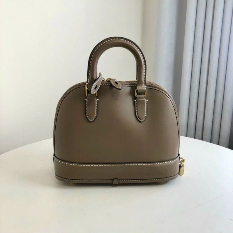 Túi C0ach dáng hến da thật sang xịn