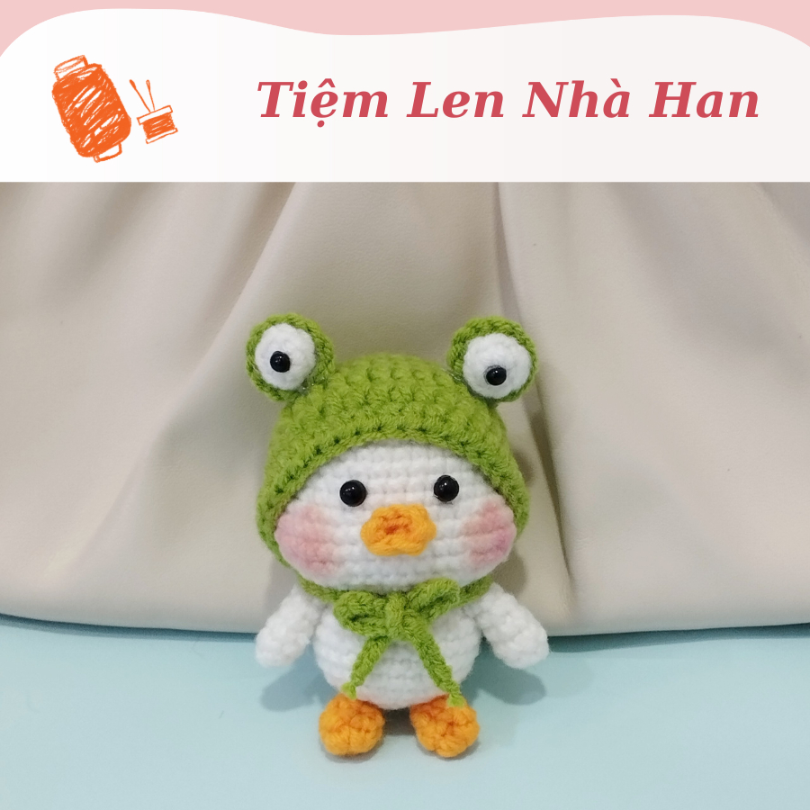 Móc khóa vịt đội mũ ếch bằng len dễ thương