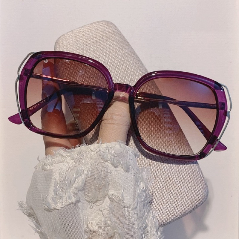 KÍNH MÁT HOT TREND GỌNG SI CAO CẤP PHOM TRÒN