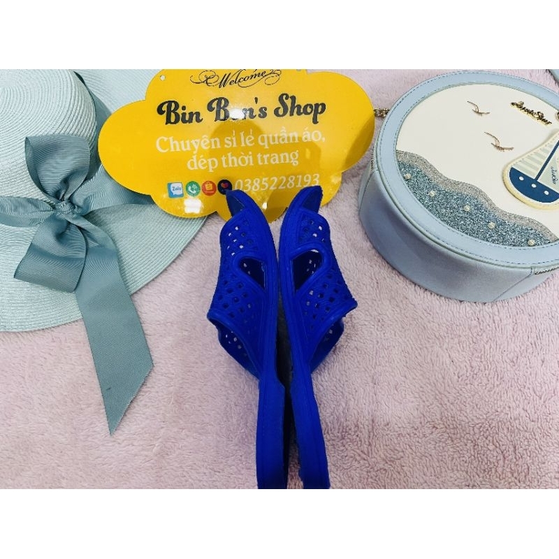 Dép tổ ong trẻ em 2 màu trắng -xanh size 30-39