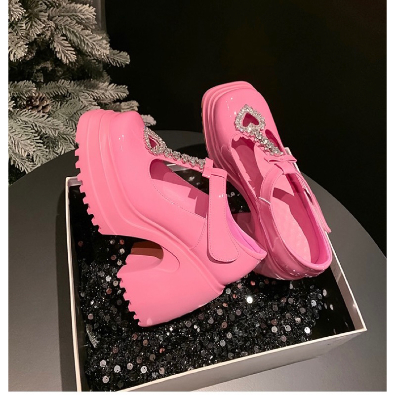 ORDER 🩷 Giày chunky dây đá tim đế cao su 10cm 32-40
