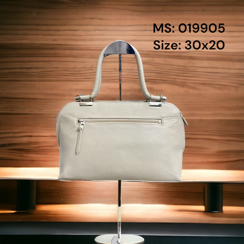 Túi da thật mua tặng mẹ đi làm nhé các bé