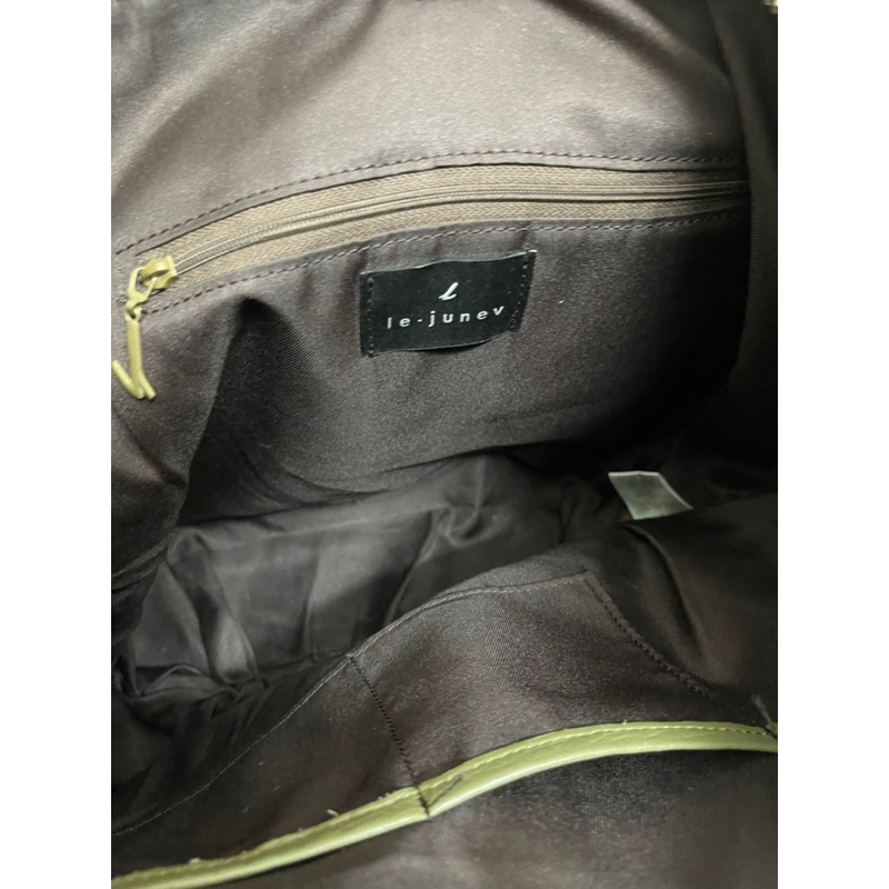 Túi nữ màu rêu độc lạ da thật