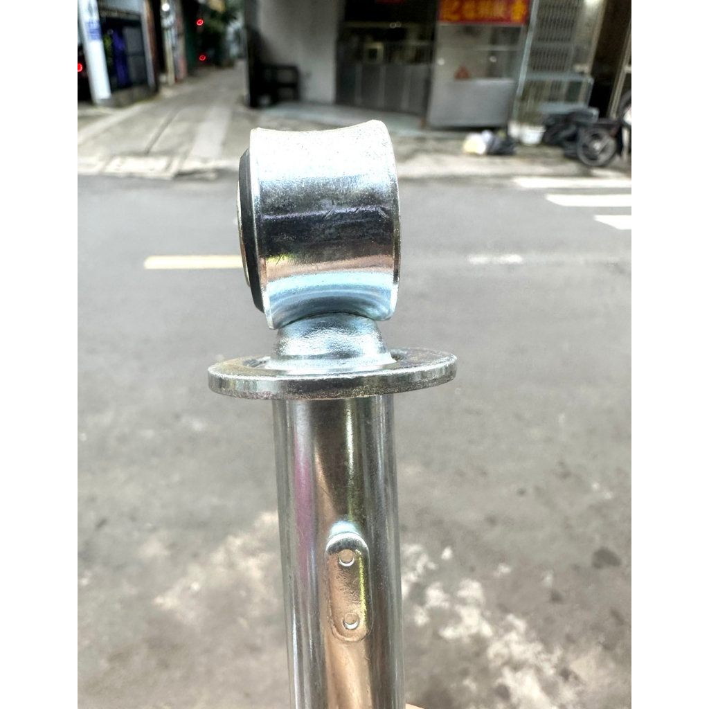 TY PHUỘC SAU XE DREAM