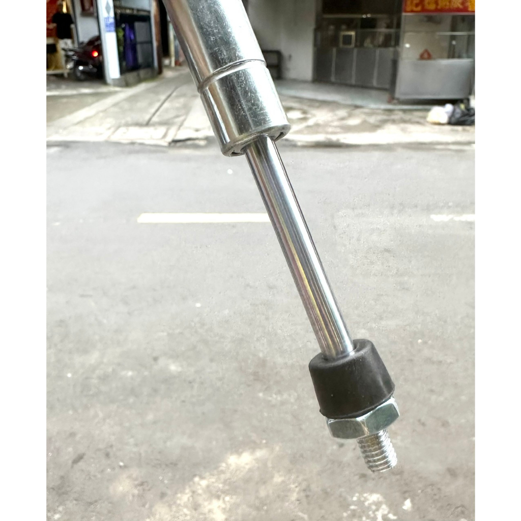 TY PHUỘC SAU XE DREAM