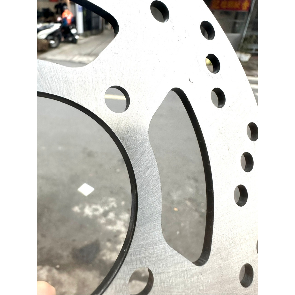 ĐĨA THẮNG TRƯỚC XE MIO