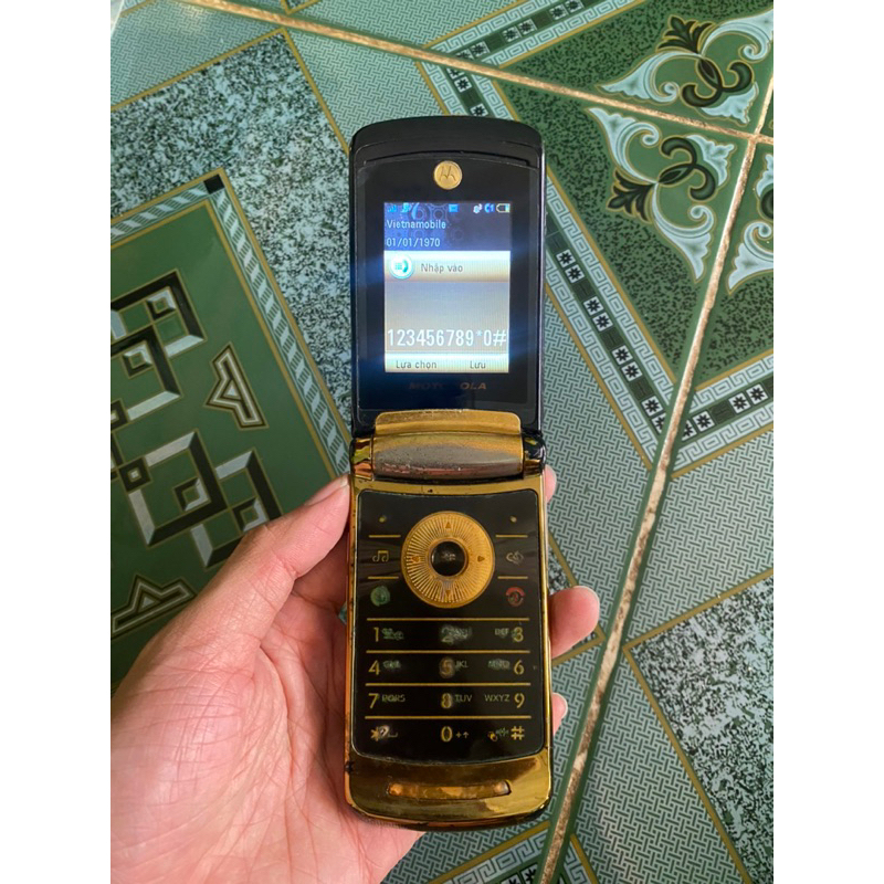 Điện thoại Motorola V8 zin trùng imei