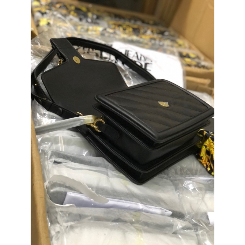 Túi Versace jean kèm khăn 3 ngăn