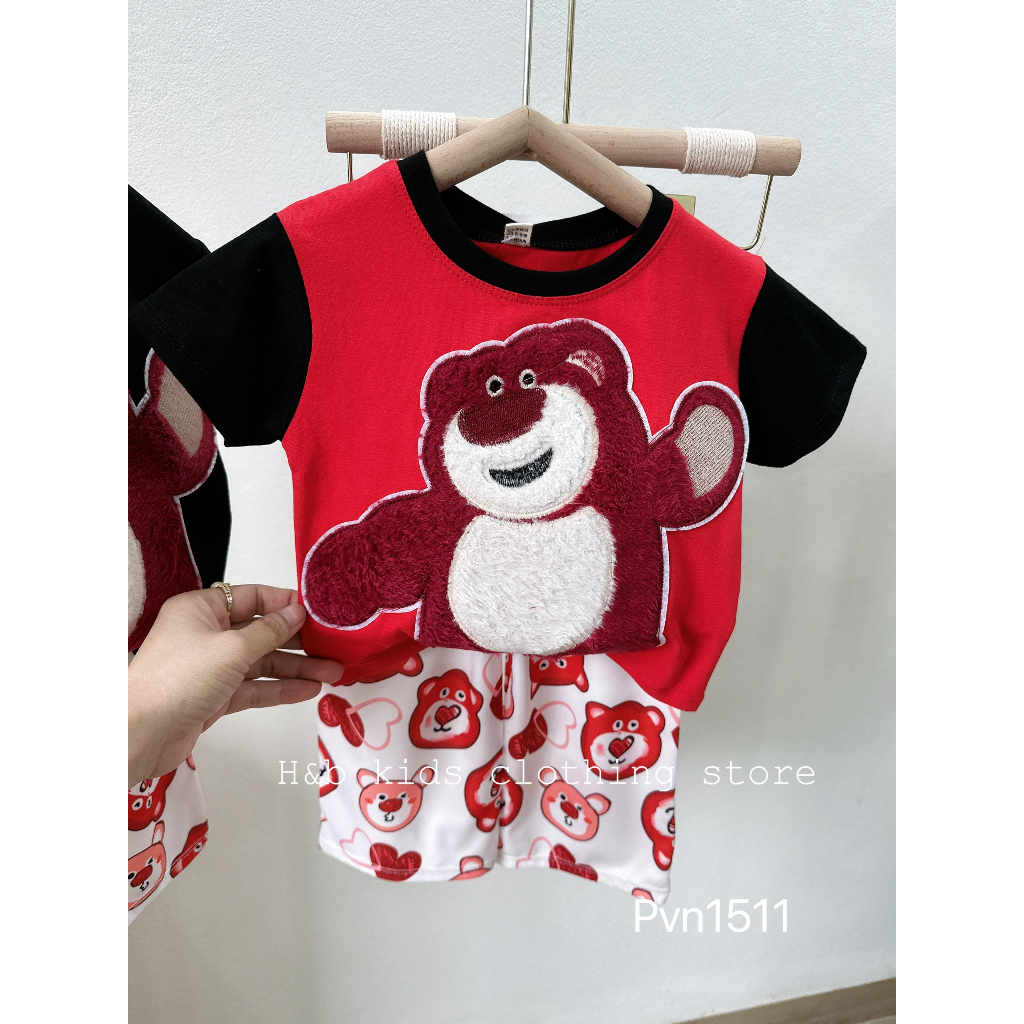 Set áo croptop thêu gấu dâu + quần lửng vải thun gân tăm cho bé gái đi chơi, đi học