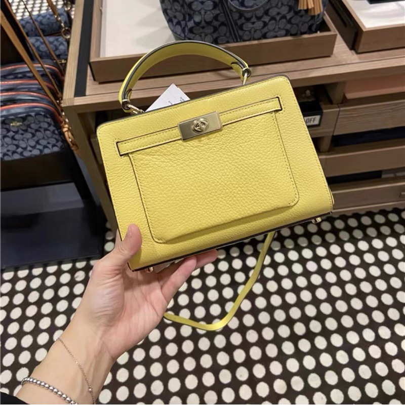 Túi Coach lane mini