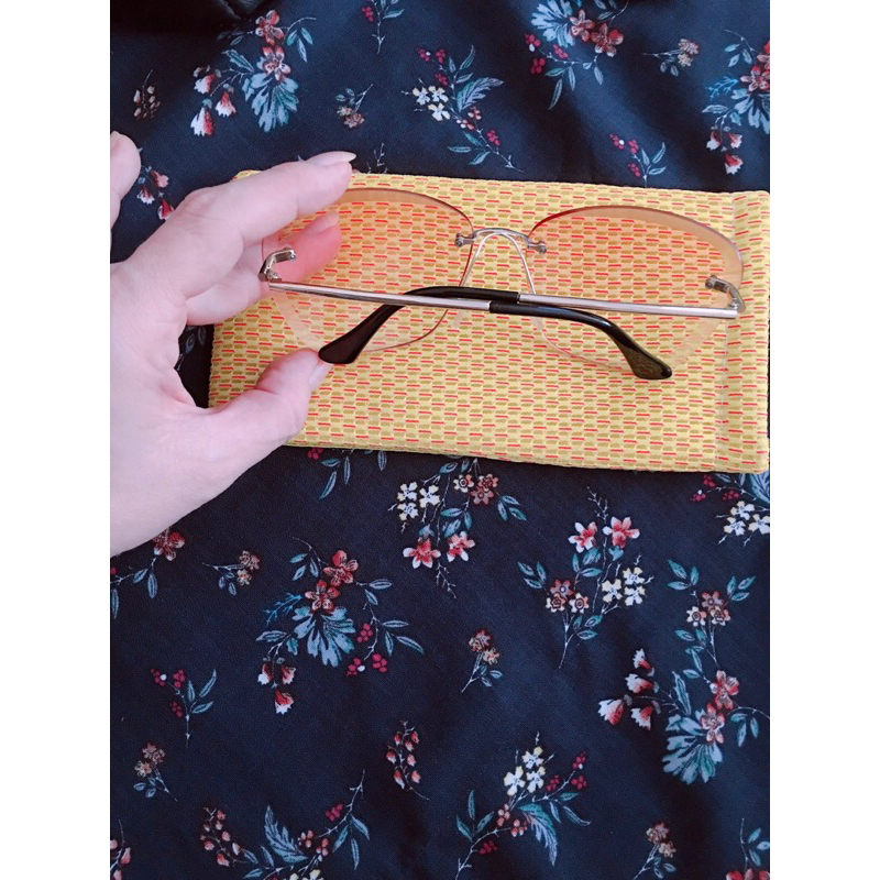 Kính mát nữ ko viền. si tuyển Thá i