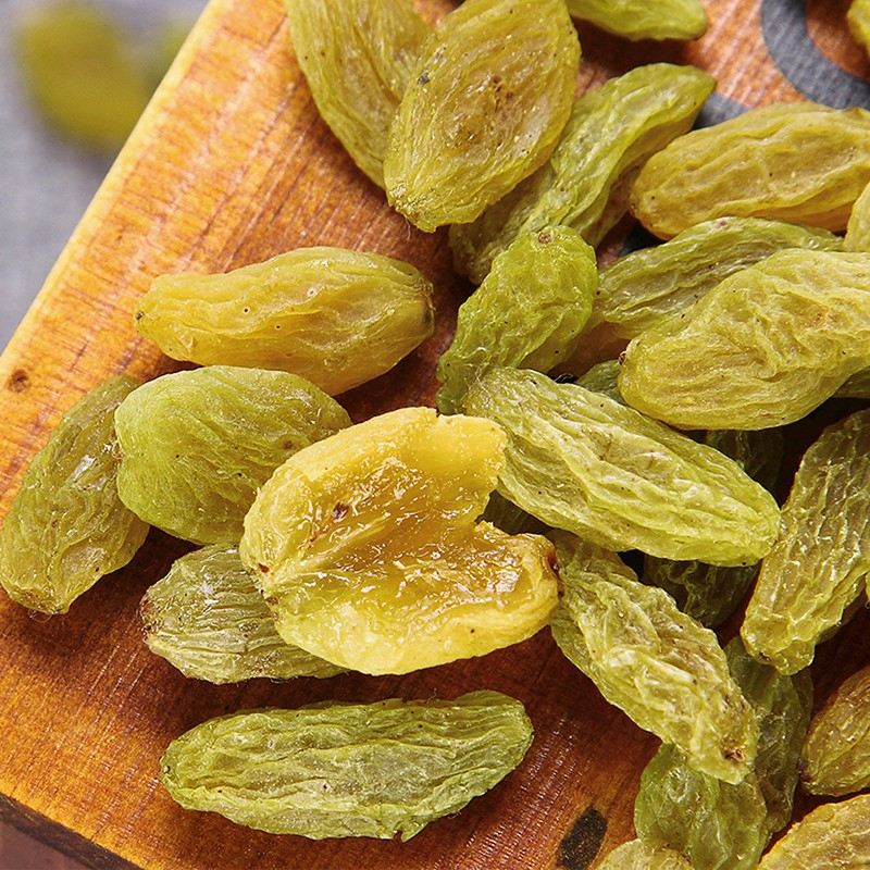 Nho xanh sấy không đường chua ngọt tự nhiên hộp 500gram hàng loại 1