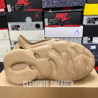 giày YEEZY FOAM RUNNER