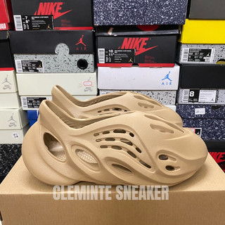 giày YEEZY FOAM RUNNER
