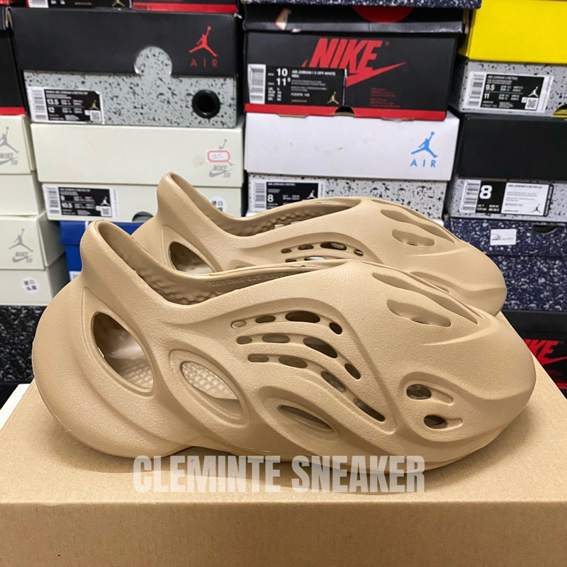 giày YEEZY FOAM RUNNER