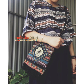 Áo thổ cẩm 3 khuy