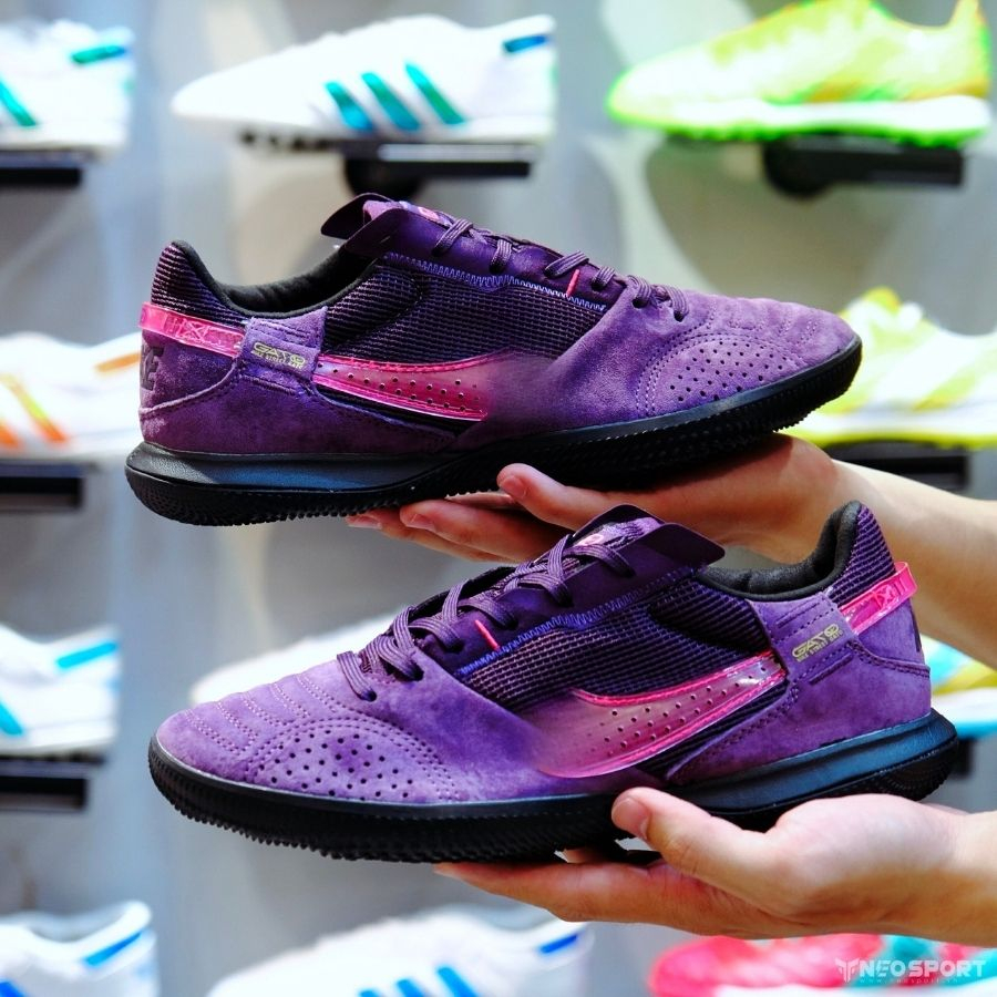 Giày Bóng Đá Futsal Street Gato Tím Đế Đen IC