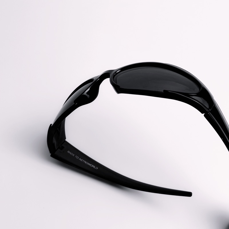 Kính râm thời trang The Vision