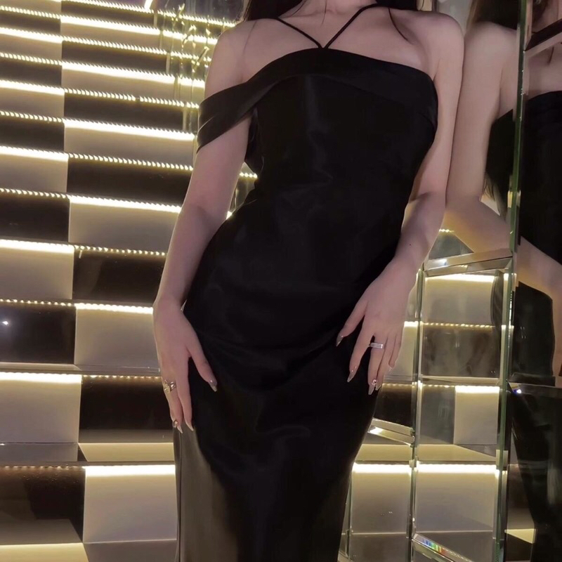 Đầm Lụa Một tay có mút