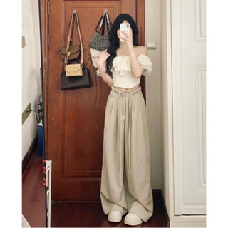 SET ÁO CROPTOP KEM TẦNG BẸT VAI BÈO + QUẦN SUÔNG KEM RÚT DÂY LƯNG (TH)