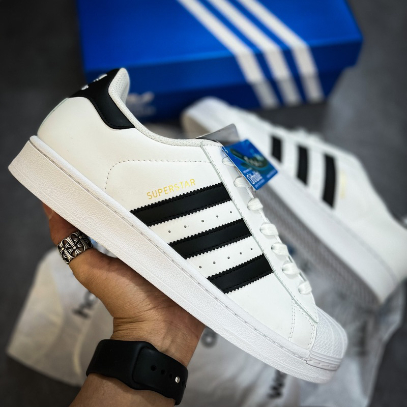 Giày Sneaker Adidas Superstar• Bản Sò Tem Vàng Cao Cấp