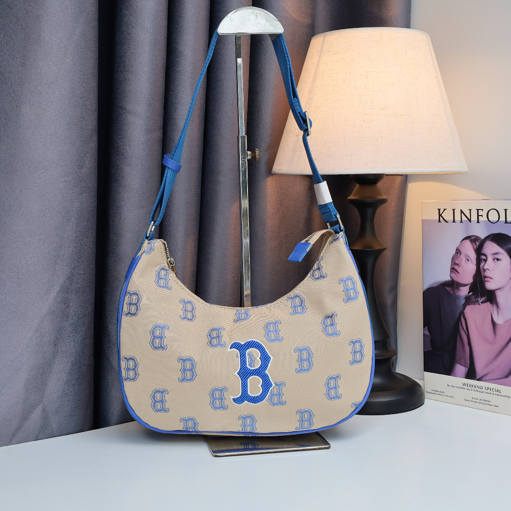 Túi kẹp nách nữ mlb size 30Cm*22cm*7cm đủ màu