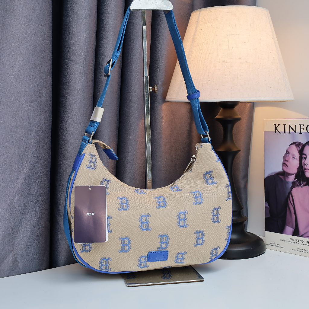 Túi kẹp nách nữ mlb size 30Cm*22cm*7cm đủ màu