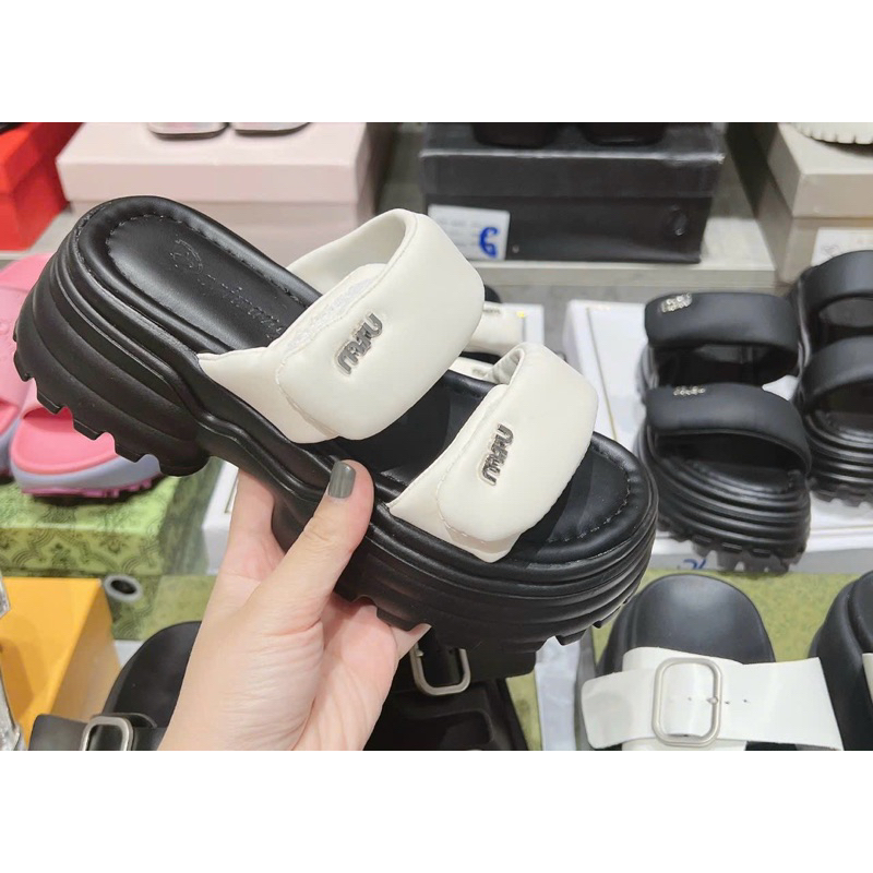 Dép 2 quai ngang miu đế cao