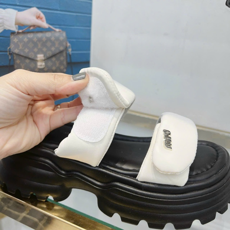 Dép 2 quai ngang miu đế cao