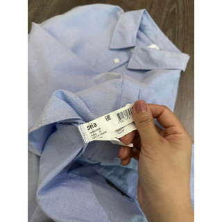 Áo sơmi xanh oversize bé gái