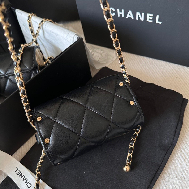 Túi đeo chéo Cha.nel SS21 chất da cừu size 14cm mini fullbox