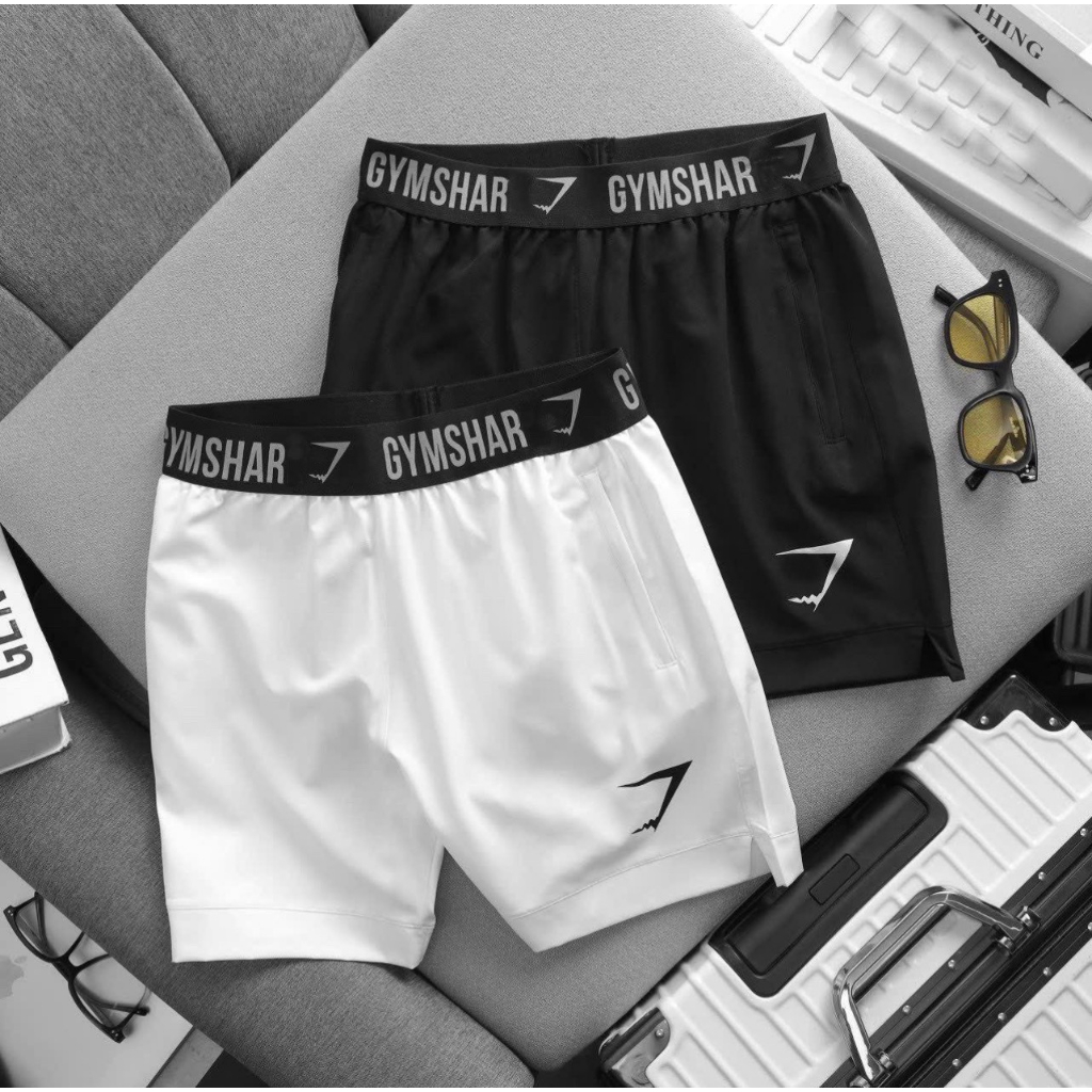Quần Short Nam Tập Gym, Chạy Bộ Chất Vải Xi Dù Mềm Đẹp, Logo G.SS In Nhiệt, Form Xẻ Tà Chất Thoáng Khí