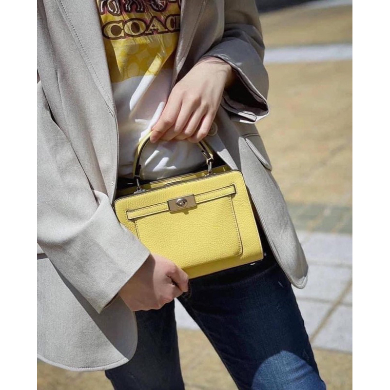 Túi Coach lane mini