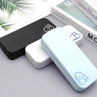 Hộp Đựng Kính Cạnh Vuông Trơn Hình Thú In Nhũ Nổi