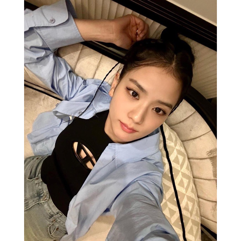 Áo tanktop Diesel giống Jisoo Blackpink