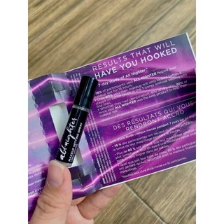   ĐỌC KỸ MÔ TẢ   Sample 2ml  Xịt khóa makeup Urban Decay 