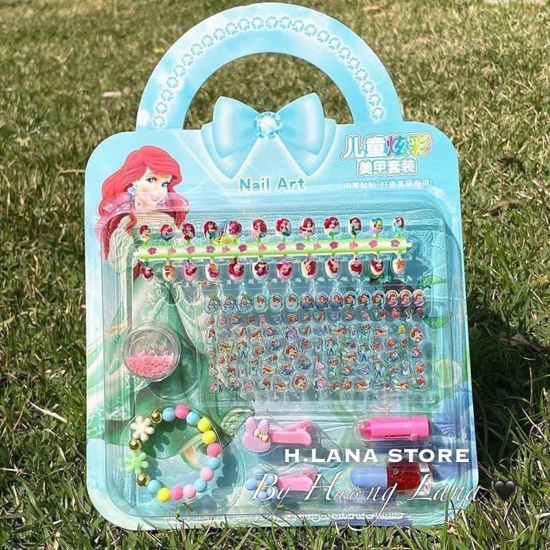 Vỉ đồ chơi trang điểm làm móng làm nails sticker 3D nổi dán móng tay cho bé gái hình Elsa-công chúa Disney-Ariel-Sofia