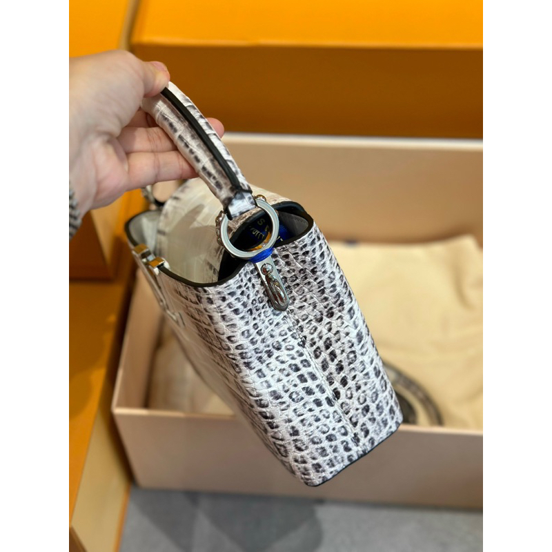 Túi xách Túi xách Louis Vuitton Capucines Himalaya MINI size 21cm fullbox vip nam châm W266-21