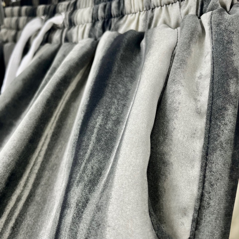 SET ĐỒ BỘ NAM ÁO SƠMI HOẠ TIẾT LẠ MẮT THỜI TRANG 2023