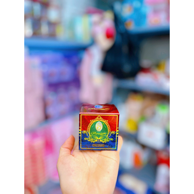 Bộ Kem nám dưỡng trắng da Royalsuffi ngày và đêm 15g